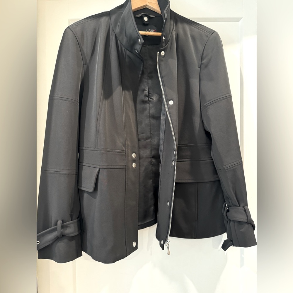 Utex Jacket - Picture 5 of 8